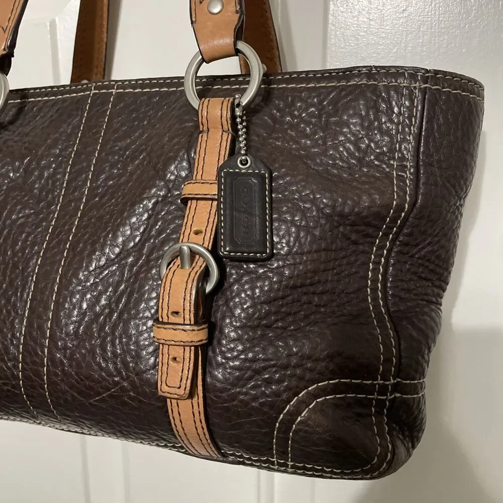 Coach Chelsea Brown Pebbled Leather Tote shoulder bag Flaw Read - Picture 2 of 15